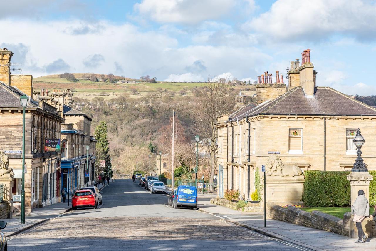 Riverside Balcony Apartment With Parking Just Minutes To Saltaire Shipley (West Yorkshire) Buitenkant foto