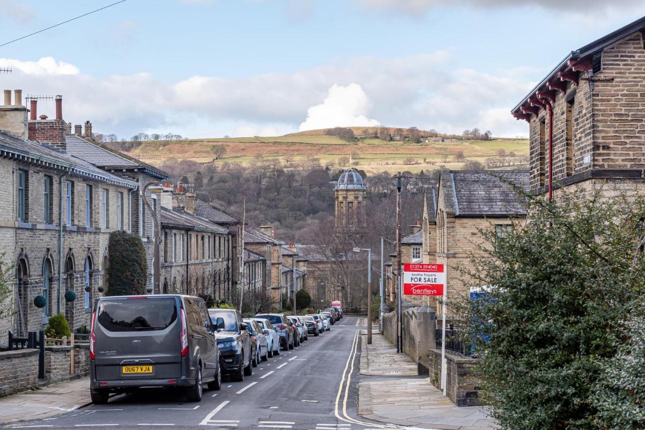 Riverside Balcony Apartment With Parking Just Minutes To Saltaire Shipley (West Yorkshire) Buitenkant foto