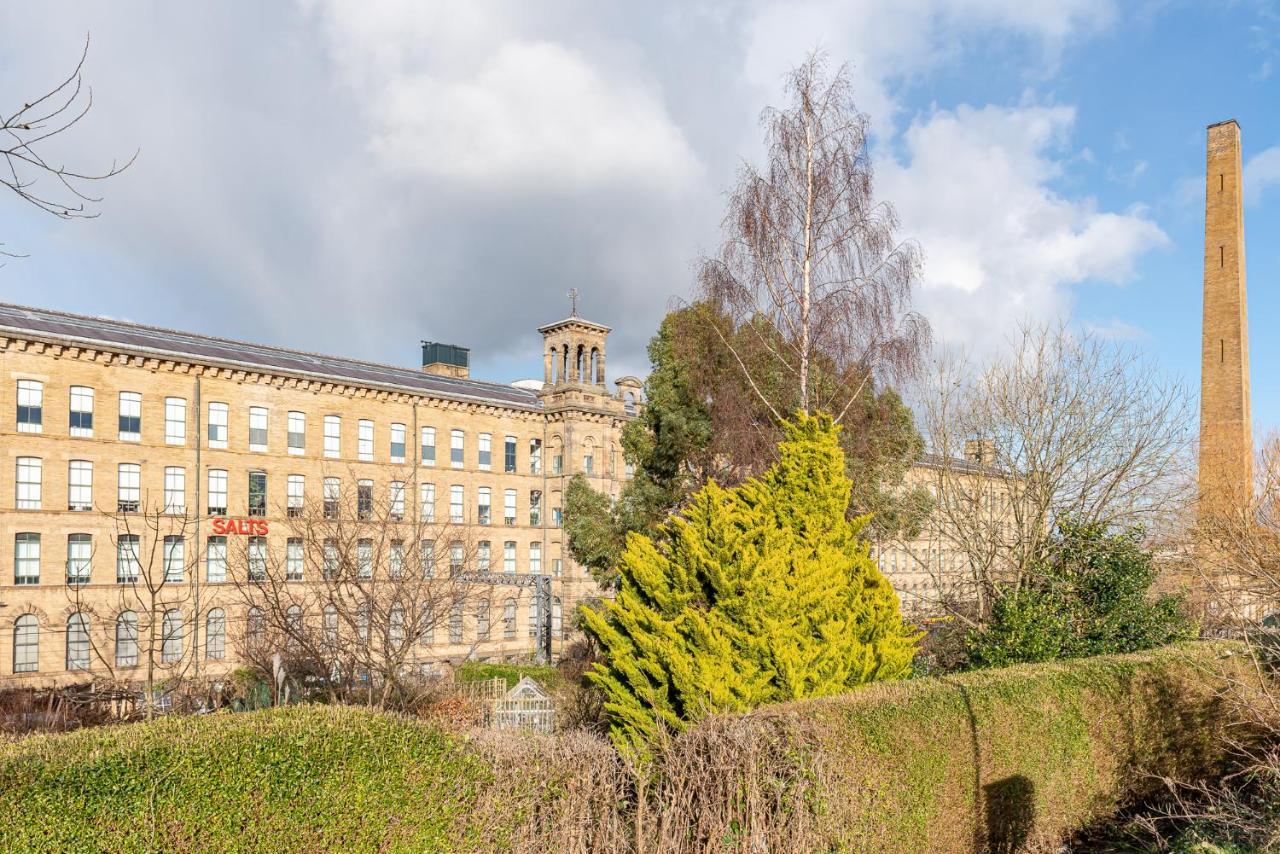 Riverside Balcony Apartment With Parking Just Minutes To Saltaire Shipley (West Yorkshire) Buitenkant foto