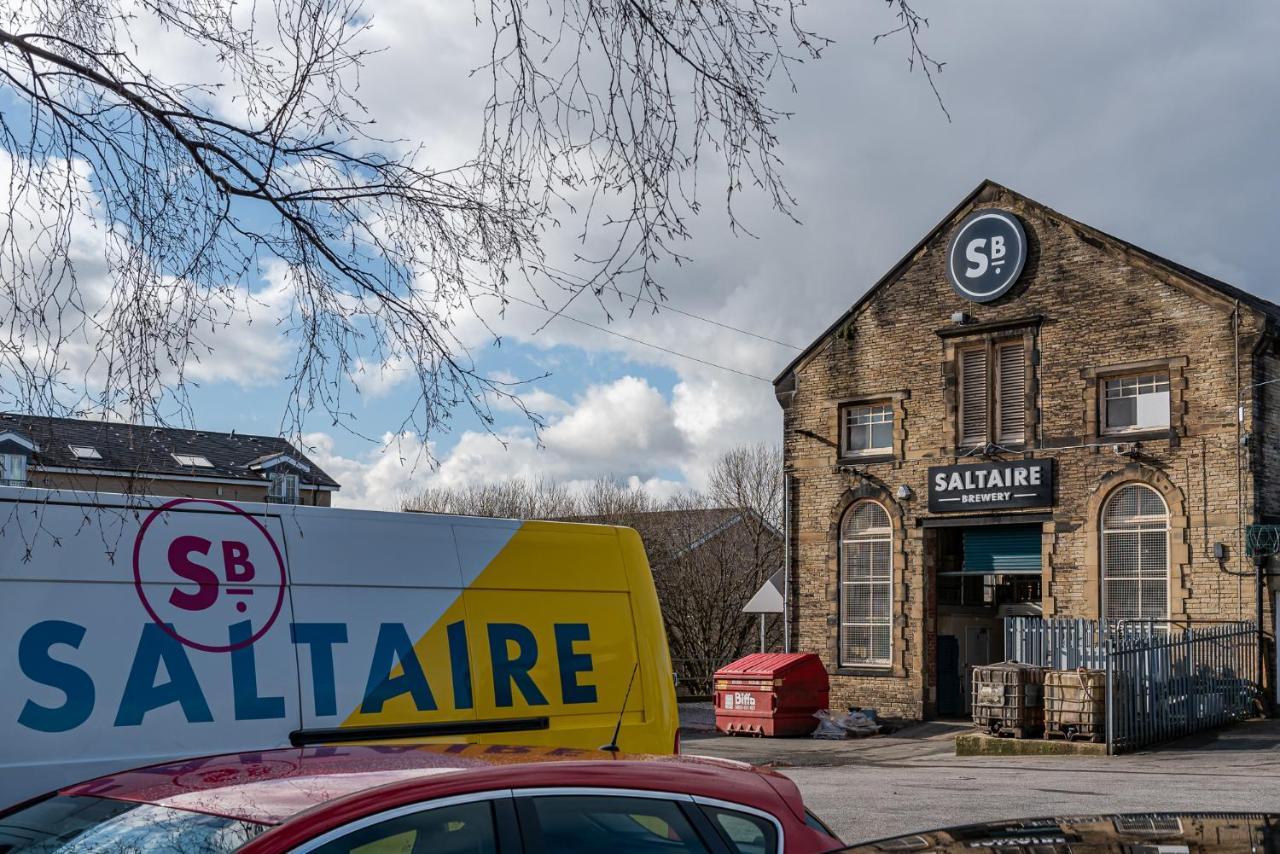 Riverside Balcony Apartment With Parking Just Minutes To Saltaire Shipley (West Yorkshire) Buitenkant foto